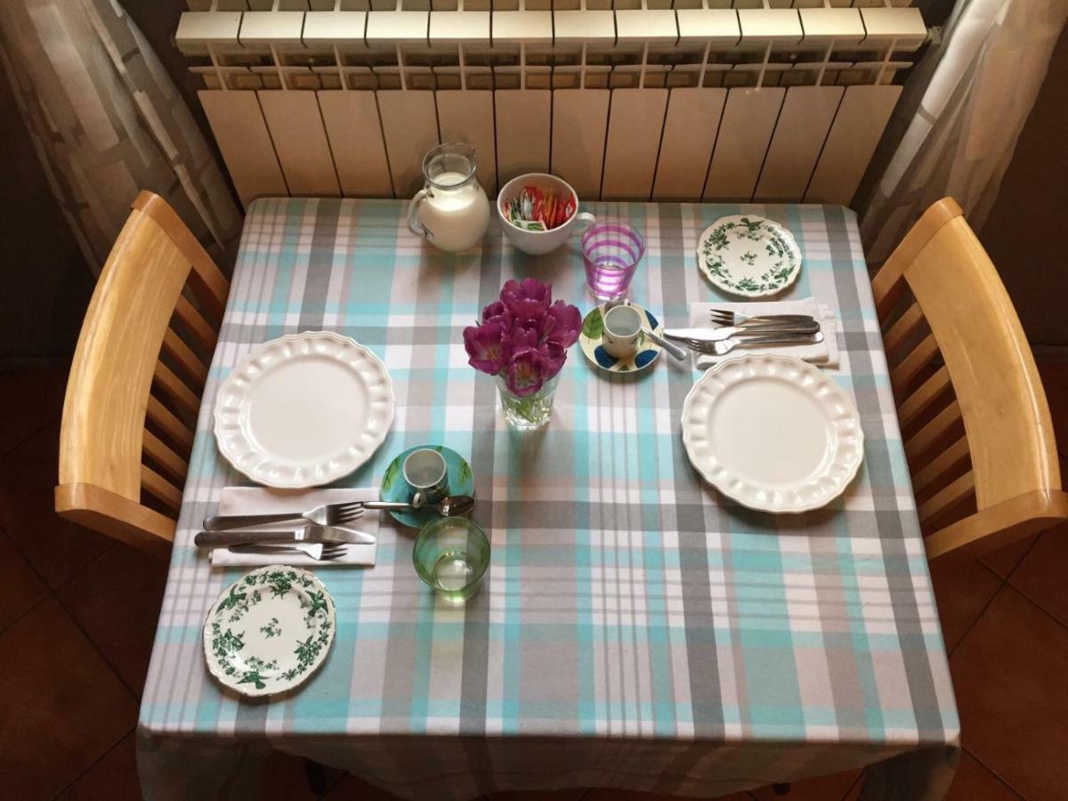 Via Bruno Rossi 23 Bed and Breakfast Ambrogio Esterno foto